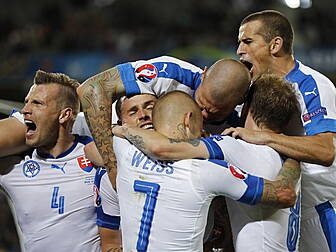 Marek Hamsik wonder goal enoug...